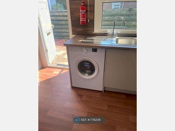 1 Bedroom Mobile/park Home To Rent In Lomond Walk, Straiton, Loanhead, EH20