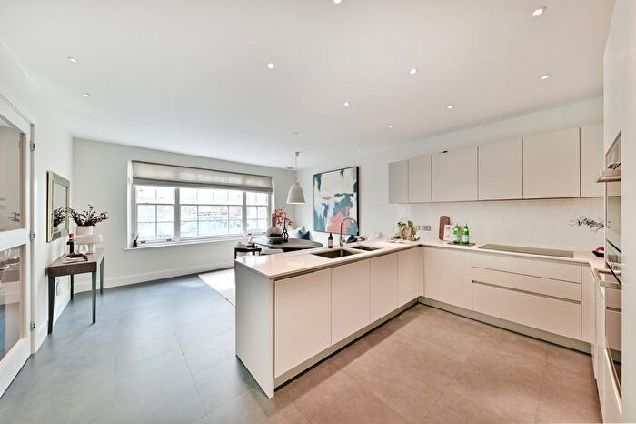 4 Bedroom Terraced House To Rent In Princes Gate Mews, London, SW7