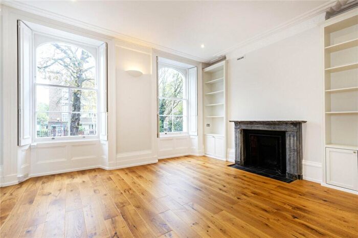 2 Bedroom Apartment To Rent In Highbury Park, Highbury, Islington, London, N5