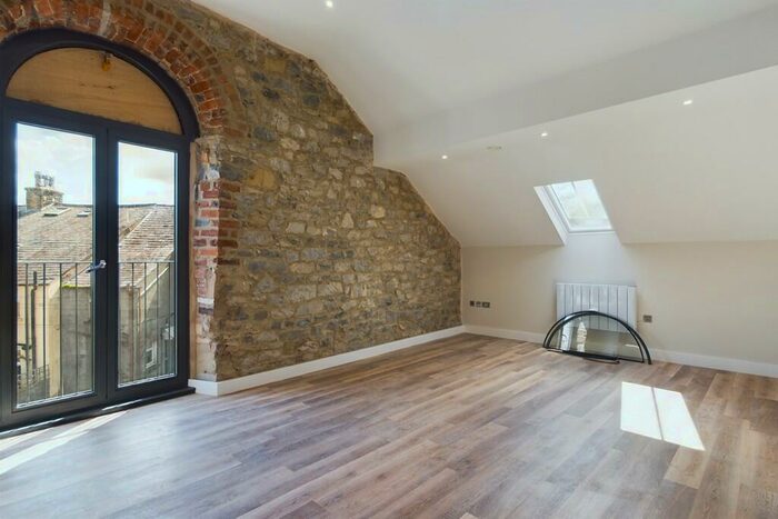 2 Bedroom Apartment To Rent In John Street, Carnforth, Lancashire, LA5