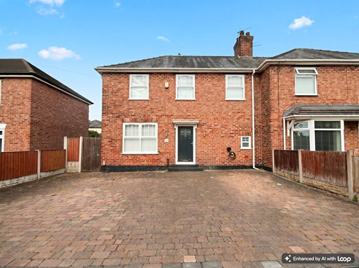 3 Bedroom Semi-Detached House To Rent In Cypress Avenue, Widnes, WA8
