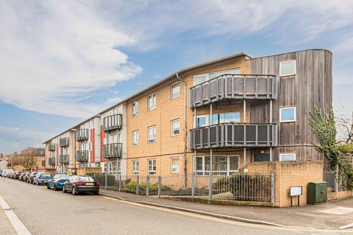 2 Bedroom Flat To Rent In Nelson Grove Road, London, SW19