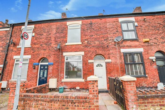 2 Bedroom Terraced House To Rent In Cemetery Road South, Swinton, Manchester, M27