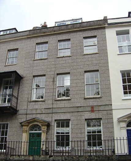 3 Bedroom Flat To Rent In Richmond Terrace –, BS8