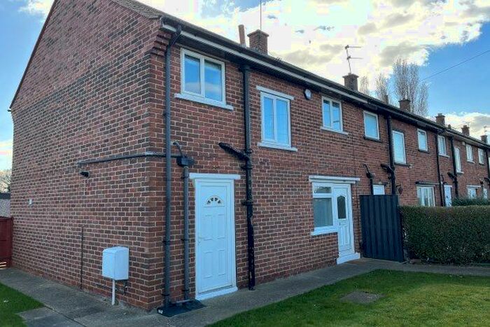 3 Bedroom End Of Terrace House To Rent In Weston Road, Doncaster, DN4