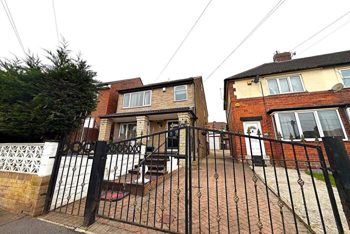4 Bedroom Detached House To Rent In Woodthorpe Road, Sheffield, S13