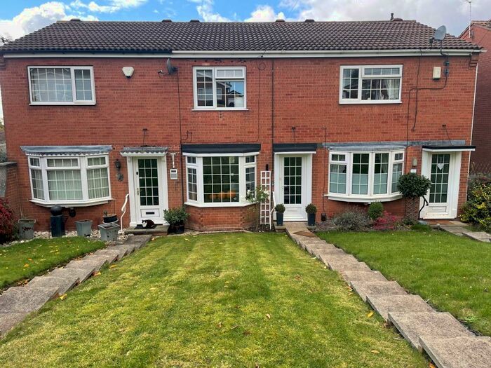 2 Bedroom House To Rent In Longbeck Avenue, Nottingham, NG3