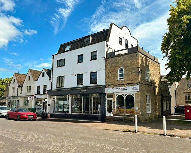 1 Bedroom Apartment To Rent In Market Square, Witney, Oxfordshire, OX28