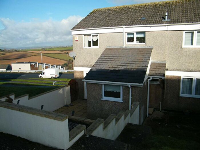 3 Bedroom End Of Terrace House To Rent In Southway, Plymouth, PL6