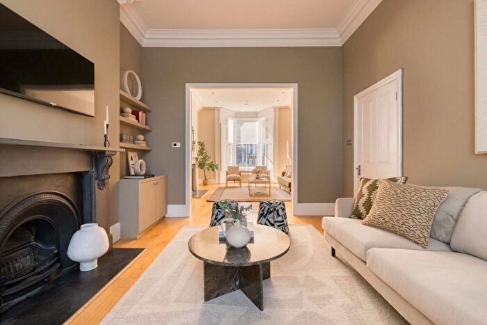 5 Bedroom House To Rent In Steeles Road London, NW3