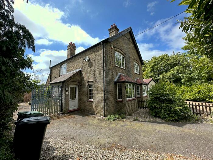 Semi-Detached House For Sale In Paslow Hall Cottages, King Street, Ongar, Essex, CM5