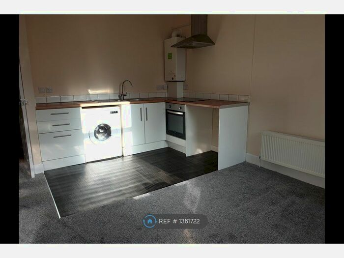 1 Bedroom Flat To Rent In Corbiehall, Bo'ness, EH51