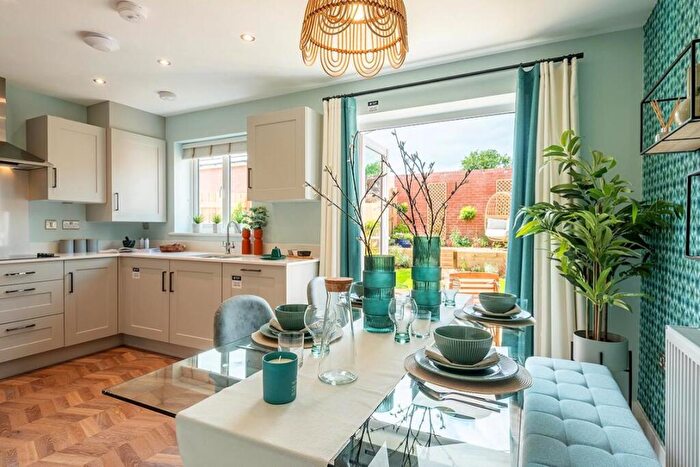 3 Bedroom House For Sale In Shillingford Road, Alphington, Exeter, EX2