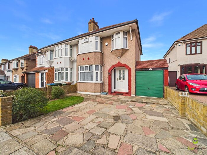 3 Bedroom Semi Detached House For Sale In Hurlingham Road, Bexleyheath, Kent, DA7