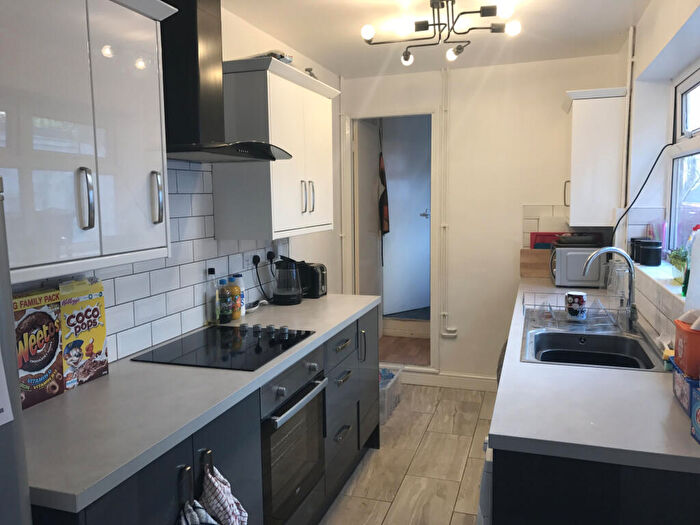5 Bedroom House To Rent In Bedford Street, Lincoln, LN1
