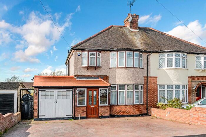 3 Bedroom Semi Detached House For Sale In Walsingham Gardens, Stoneleigh, KT19