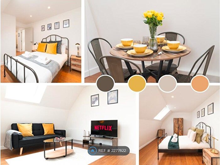 2 Bedroom Flat To Rent In Queens Court, London, E11