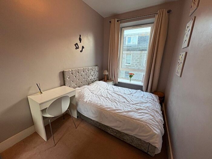 1 Bedroom Flat To Rent In Ashvale Place, City Centre, Aberdeen, AB10