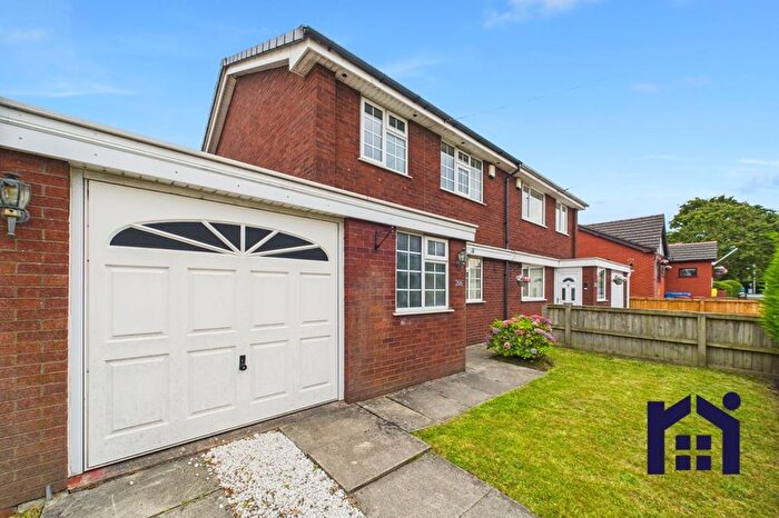 3 Bedroom Semi-Detached House For Sale In The Green, Eccleston, PR7