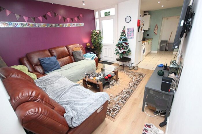 4 Bedroom Terraced House To Rent In Edinburgh Road, Kensington, Kensington, Liverpool, L7