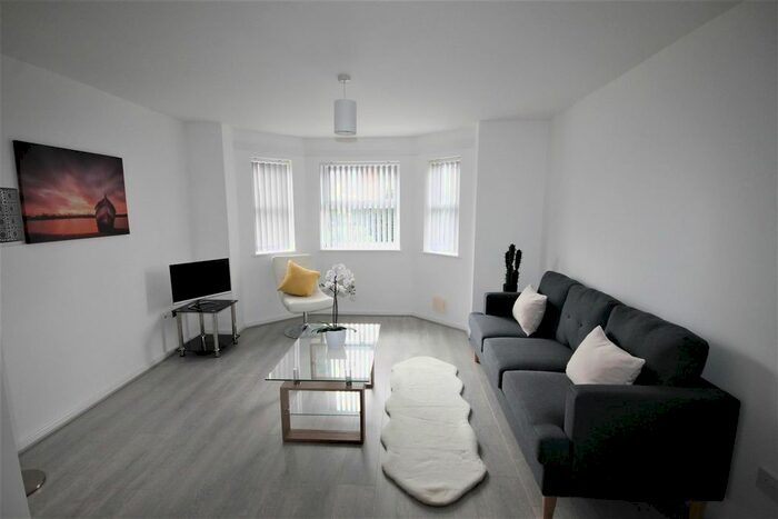 2 Bedroom Flat To Rent In Walmsley Court, Wellington Road, Eccles, M30