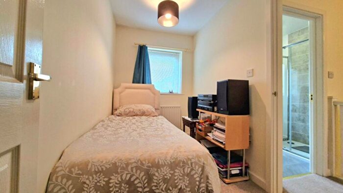 2 Bedroom End Of Terrace House For Sale In Drift Avenue, Stamford, PE9