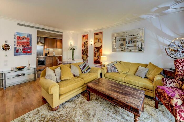 2 Bedroom Flat To Rent In Benham HouseKings Chels Kings RoadLondon, EA55