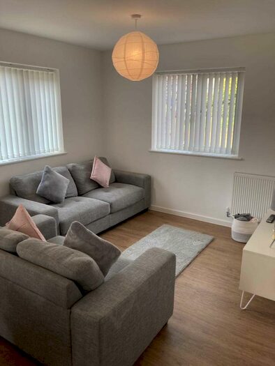 3 Bedroom Apartment To Rent In Lower Broughton Road, Salford, M7