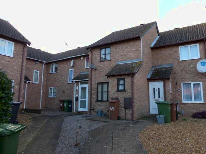 2 Bedroom House To Rent In Campbell Drive, Gunthorpe, Peterborough, PE4