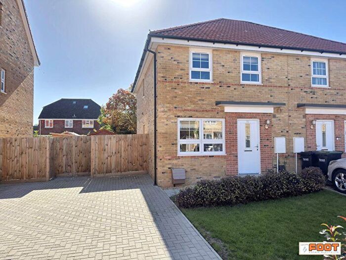 3 Bedroom Semi-Detached House For Sale In Sandeman Grove, Hayling Island, PO11