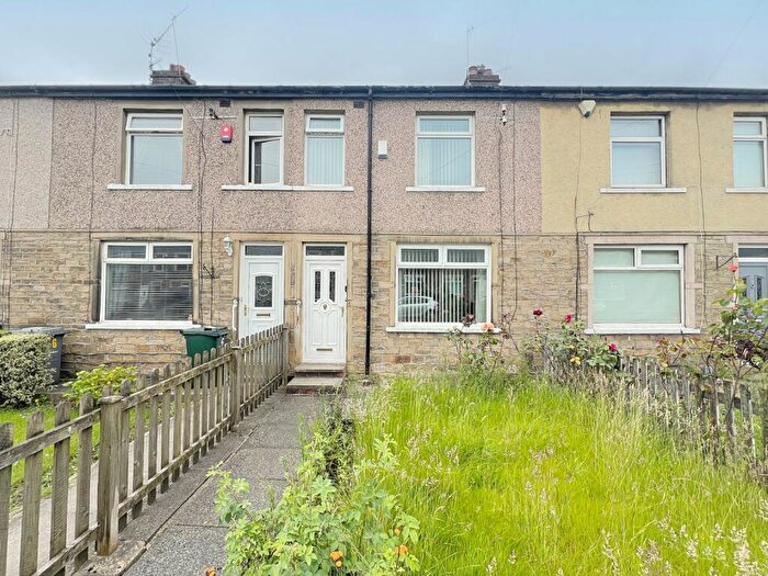 3 Bedroom Terraced House For Sale In Carr Bottom Avenue, Bankfoot, Bradford, BD5