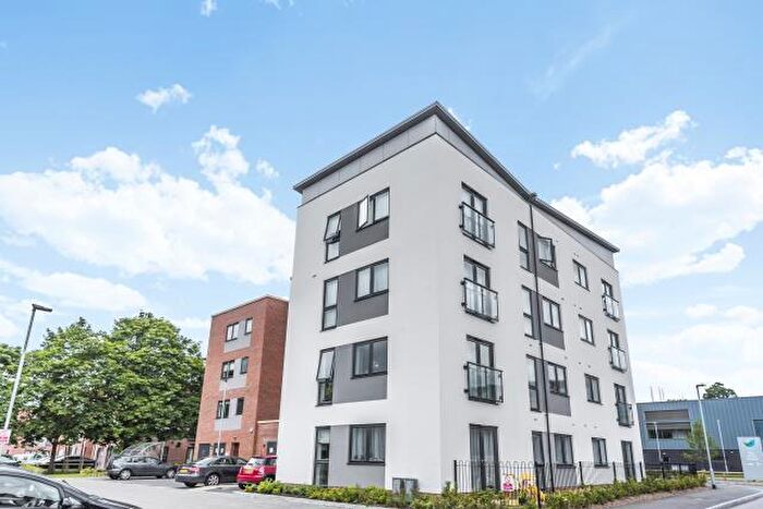 2 Bedroom Flat To Rent In Ruhemann Street, Reading, RG30