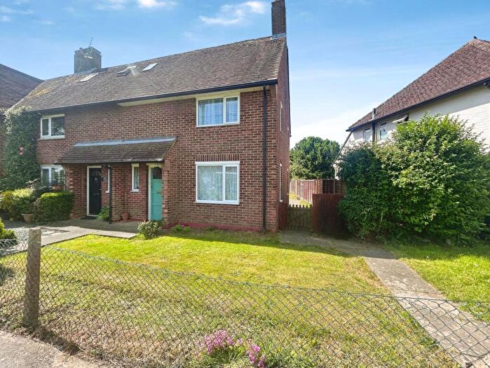 2 Bedroom End Of Terrace House For Sale In Manor Road, Emsworth, West Sussex, PO10