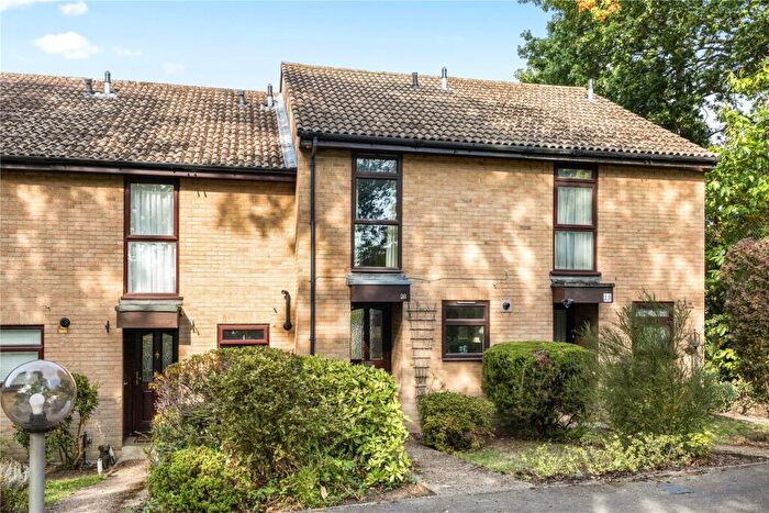 2 Bedroom Terraced House For Sale In Raglan Road, Knaphill, Woking, Surrey, GU21