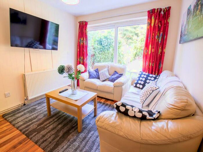 5 Bedroom House To Rent In St Michaels Place, Canterbury, Kent, CT2