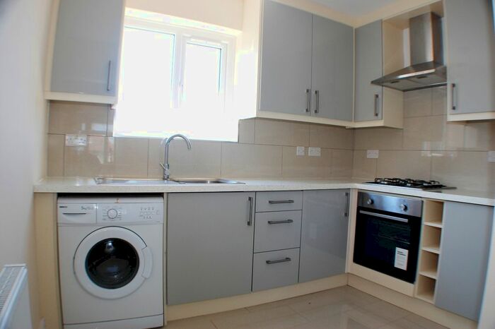 2 Bedroom Maisonette To Rent In Willowtree Lane, Hayes, UB4