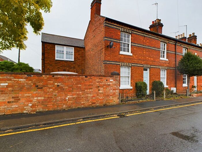 4 Bedroom End Of Terrace House To Rent In School Lane, Market Harborough, LE16