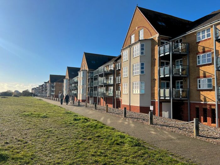 2 Bedroom Flat To Rent In Caroline Way, Eastbourne, BN23