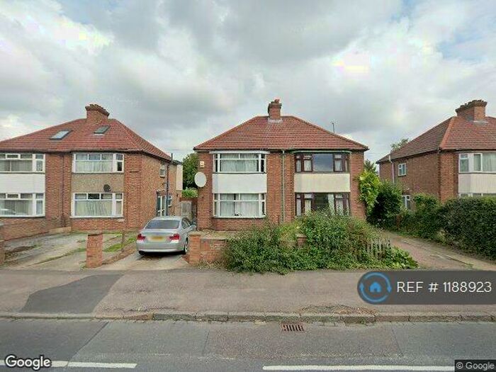 3 Bedroom Semi-Detached House To Rent In King Hedges Rd, Cambridge, CB4