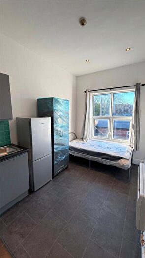 1 Bedroom Apartment To Rent In Bearwood Road, Smethwick, B66