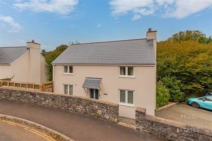 3 Bedroom Detached House For Sale In Peartree Cottage, Old Totnes Road, Buckfastleigh, TQ11