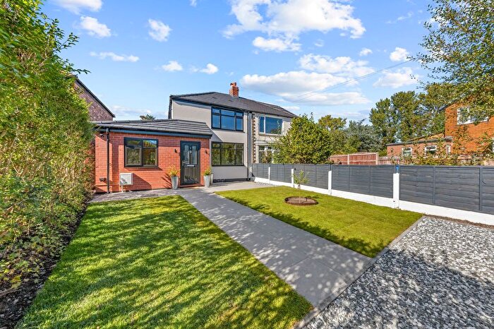 3 Bedroom Semi-detached House For Sale In Maple Road, Woolston, WA1