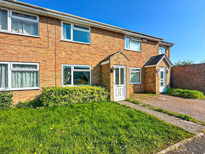 2 Bedroom Semi-Detached House For Sale In Laburnum Close, Bridgwater, Somerset, TA6