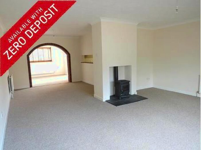 5 Bedroom Property To Rent In The Street, Hevingham, Norwich, NR10