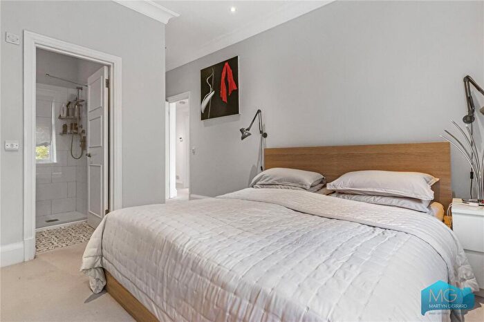 2 Bedroom Apartment For Sale In Eldon Grove, Hampstead, NW3