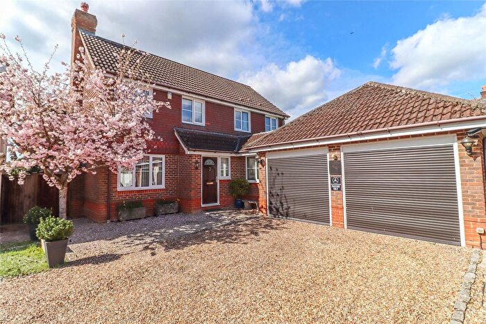 4 Bedroom Detached House For Sale In Hardyfair Close, Weyhill, Andover, Hampshire, SP11