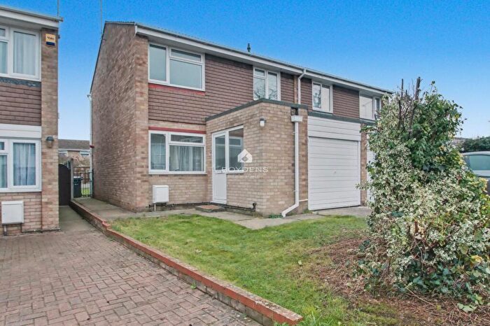 3 Bedroom Terraced House To Rent In Jellicoe Way, Braintree, CM7