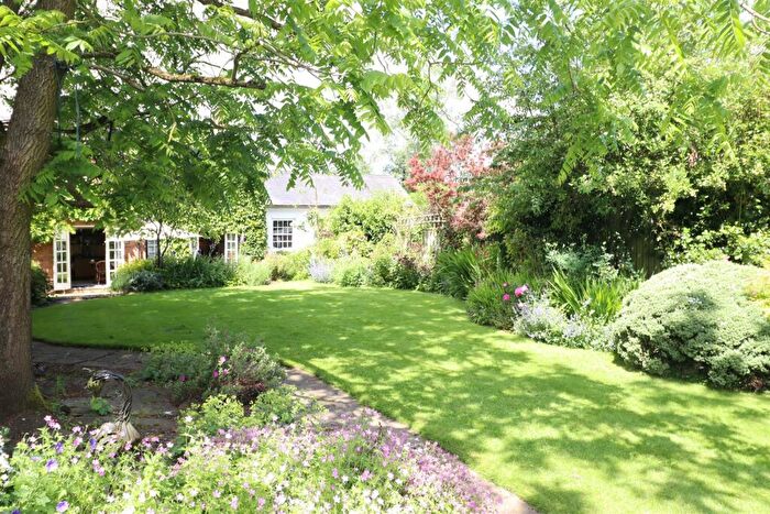 4 Bedroom House For Sale In High Street, Whaddon, Milton Keynes, MK17