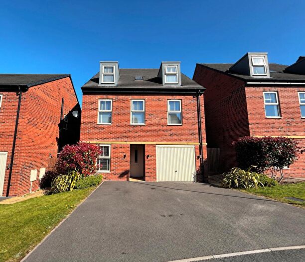 5 Bedroom Detached House For Sale In Ryeback Close, Burton-on-trent, DE15