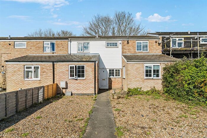 5 Bedroom Property For Sale In Mildmay Road, Stevenage, SG1